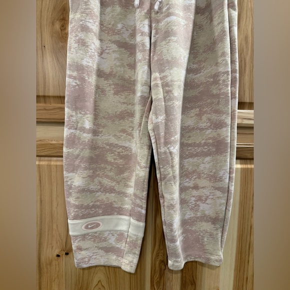 Nike Loose Fit Mid-rise Beige/Cream, Pink Camo Sweatpants Loungewear Athleisure - Picture 2 of 11